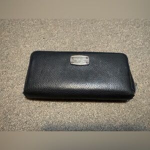 Michael Kors Large Jet Set Leather Travel Continental Wallet Black 35H5STTZ3L